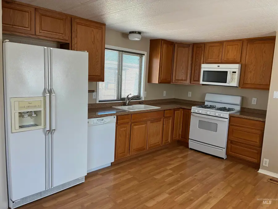 2205 E Linden St #73, Caldwell, ID 83605 - #3
