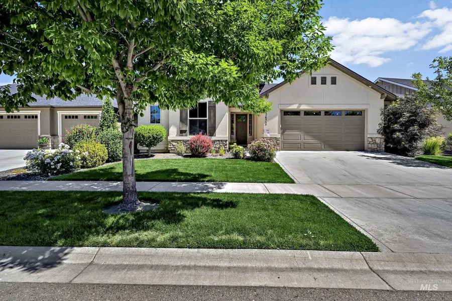 3672 W Star Hollow Dr, Meridian, ID 83646 - #2