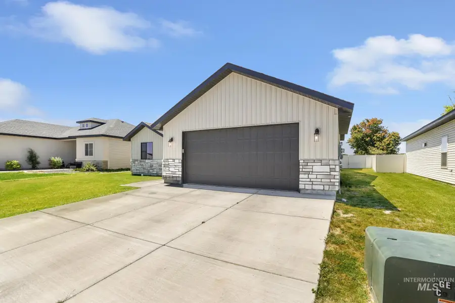 1836 Gage Ave, Twin Falls, ID 83301 - #2