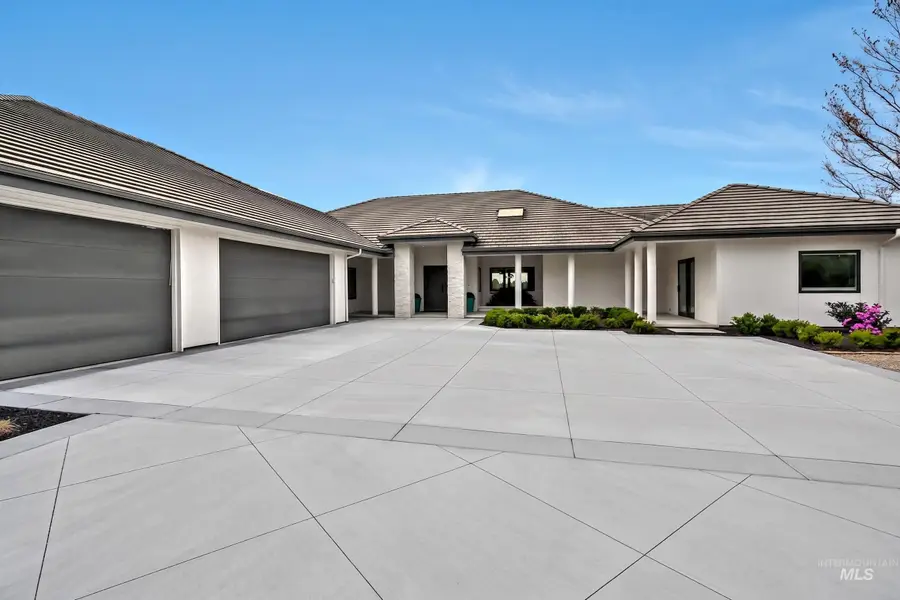 329 W Thornberry Dr, Boise, ID 83702 - #3
