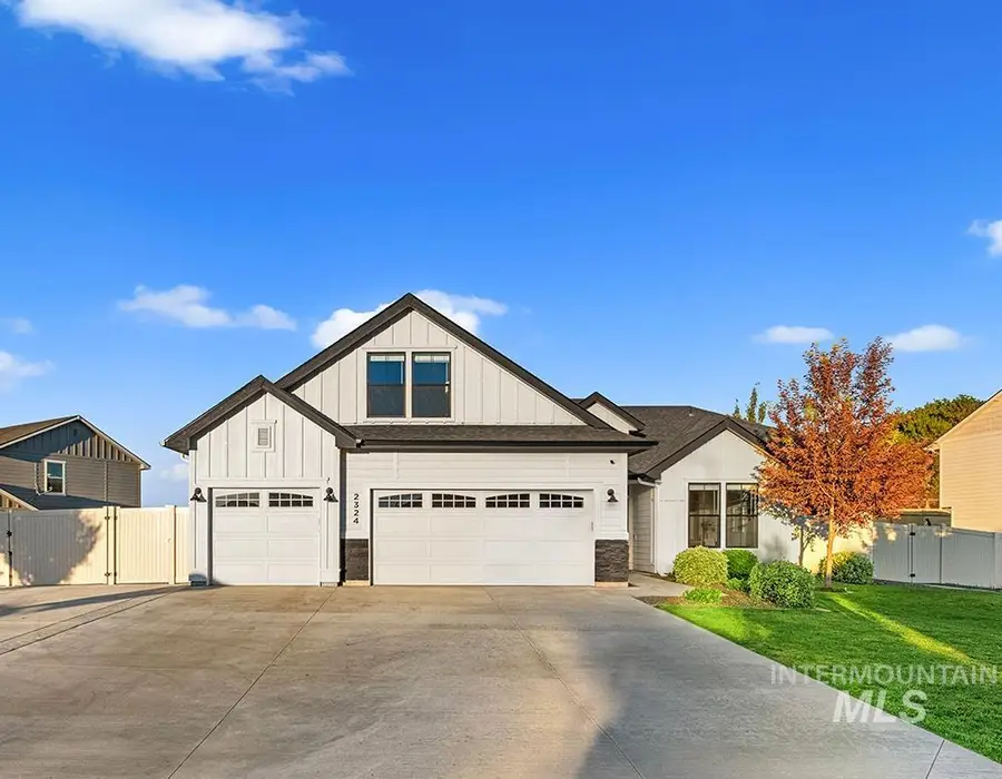 2324 S Grand Fork Ln, Meridian, ID 83642 - #2