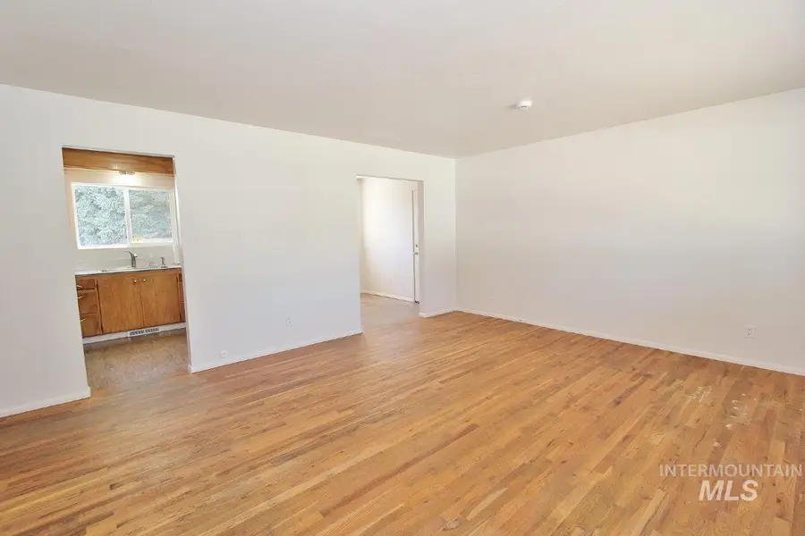 2114 Fry St, Boise, ID 83704 - #2
