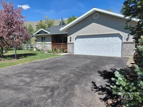 281 Tendoy Street, Bellevue, ID 83313