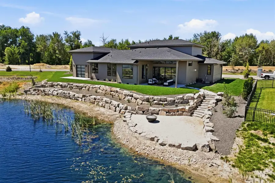 596 Watkins St, Middleton, ID 83644 - #2