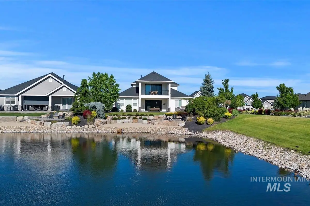 1338 N Sarajevo Ave, Eagle, ID 83616 - #1