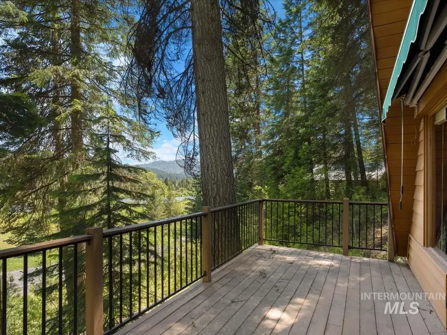3 Lyons Lane, Smiths Ferry, ID 83611 - #2