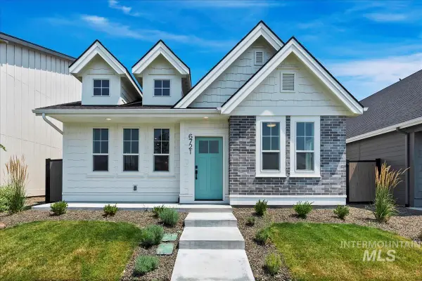 1212 N Meadowglen Ave, Meridian, ID 83642