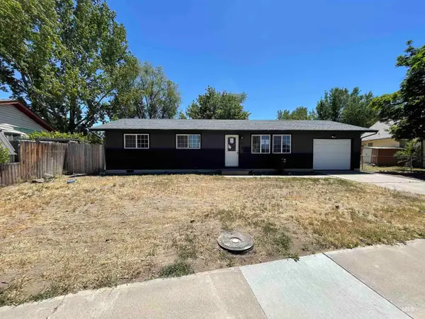 511 Chestnut St, Mountain Home, ID 83647
