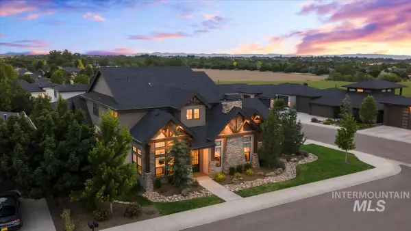 9709 W Snowcap Dr, Boise, ID 83709