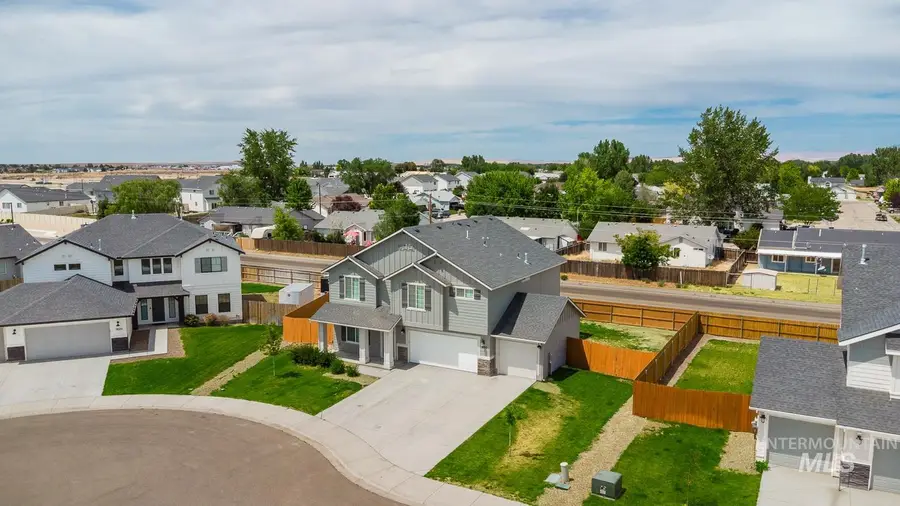 930 SW Accipiter Pl., Mountain Home, ID 83647 - #2