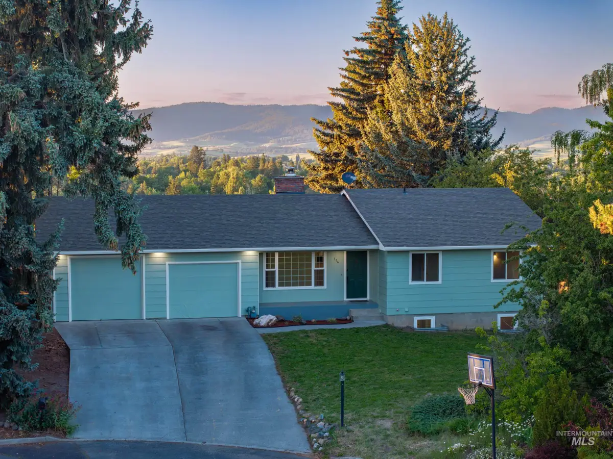 114 Arrow, Moscow, ID 83843 - #1