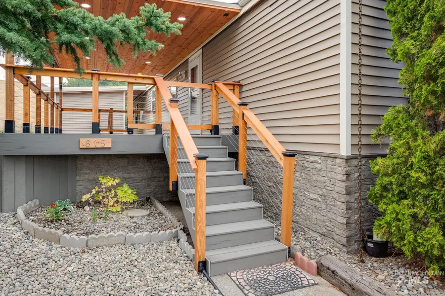 411 N Almon St #615, Moscow, ID 83843 - #2