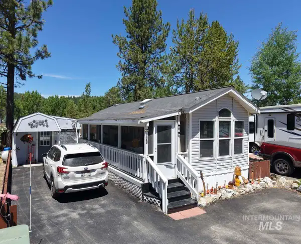 30 A Street, Cascade, ID 83611