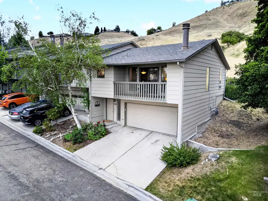 4790 Bitterbrush Dr, Boise, ID 83703 - #3