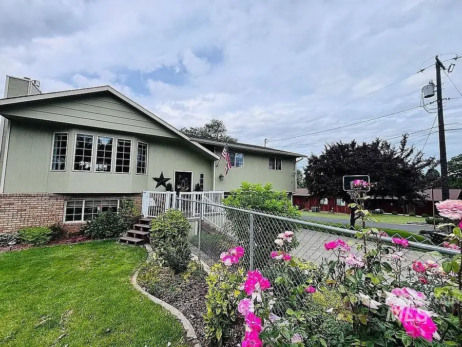 3722 15th Street, Lewiston, ID 83501 - #2