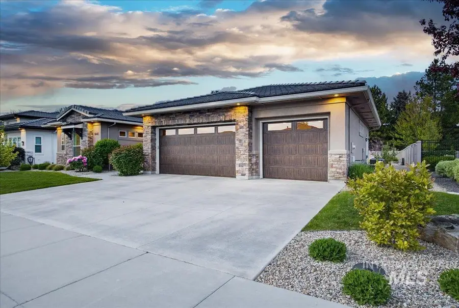 6642 N Crantini Way, Meridian, ID 83646 - #3