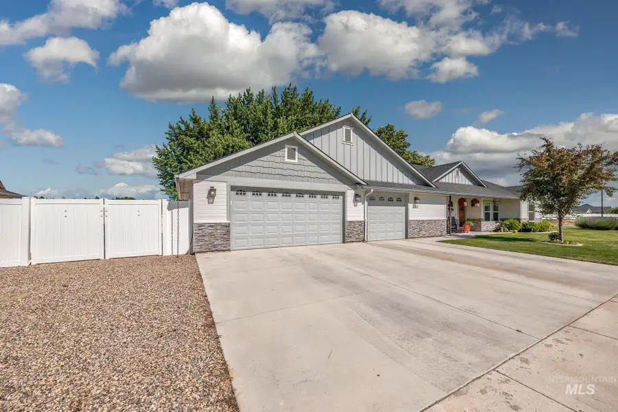 110 Grizzly Drive, Fruitland, ID 83619 - #2