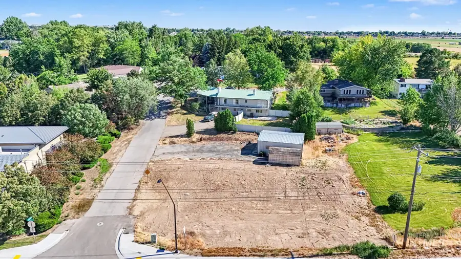 7518 W Sorenson Dr, Boise, ID 83709 - #2