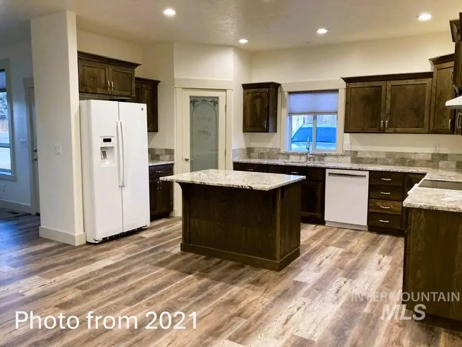 31977 A and B 1st Street, Bruneau, ID 83604 - #3