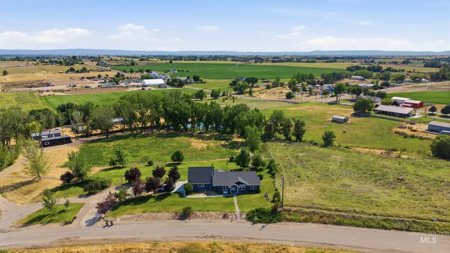 7781 Redmon Rd, Caldwell, ID 83607 - #3