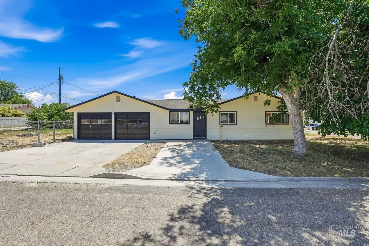 3203 Colorado Ave, Caldwell, ID 83605 - #1
