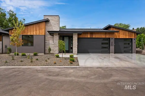 4667 N Collister Dr, Boise, ID 83703