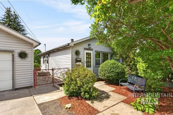 625 E 6th St, Moscow, ID 83843