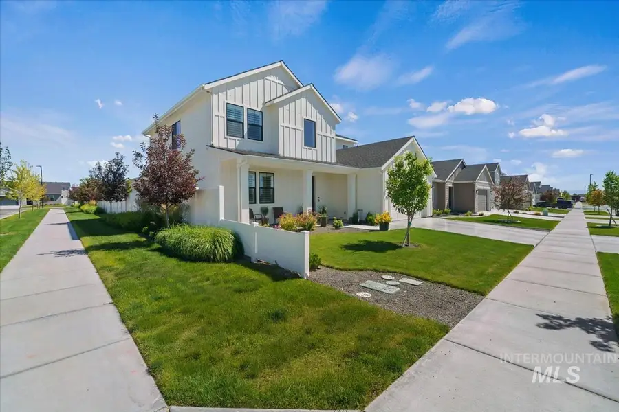 1428 W Giantsbane Dr, Meridian, ID 83642 - #3