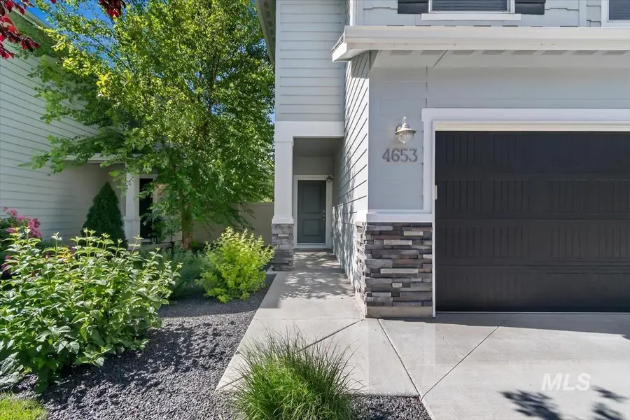 4653 W Silver River St, Meridian, ID 83646 - #2