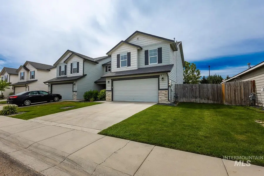 13567 Palm Beach Dr, Caldwell, ID 83607 - #2