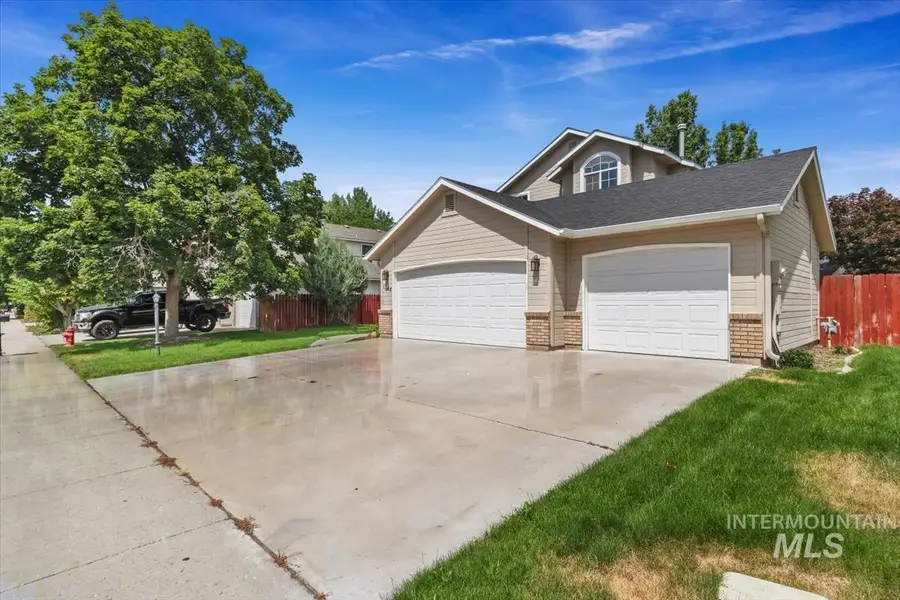 1344 N Crestmont Dr, Meridian, ID 83642 - #2