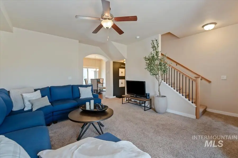 8695 W Pine Valley Ln, Boise, ID 83709 - #3