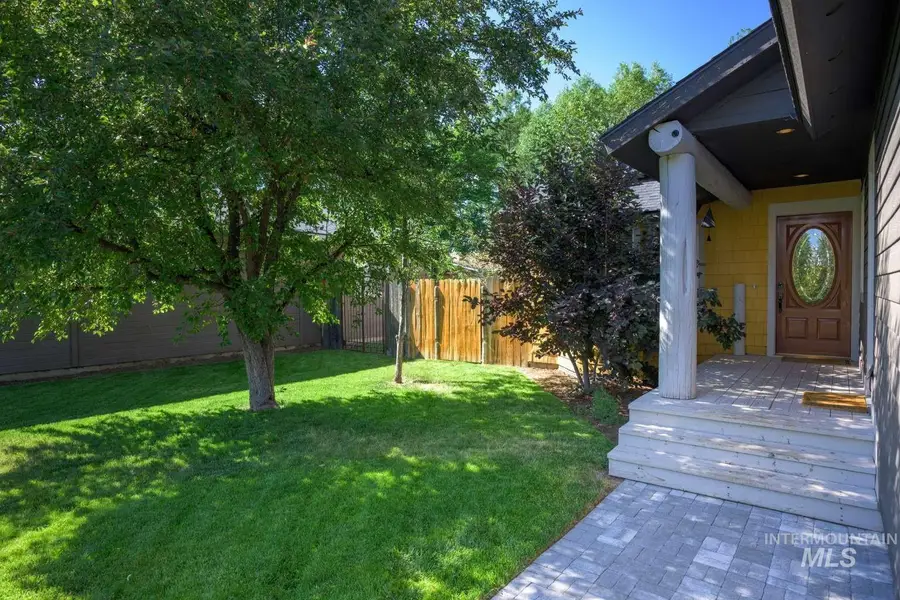 1021 Cherry Hill Dr, Hailey, ID 83333 - #2