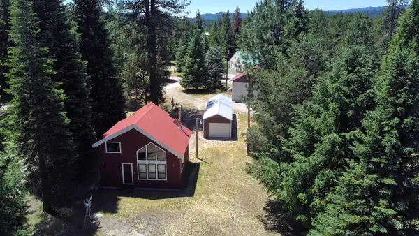 62 Newell Drive, Cascade, ID 83611