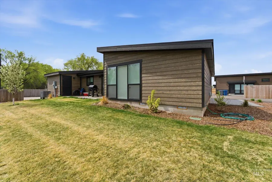 362 W London St, Middleton, ID 83644 - #3