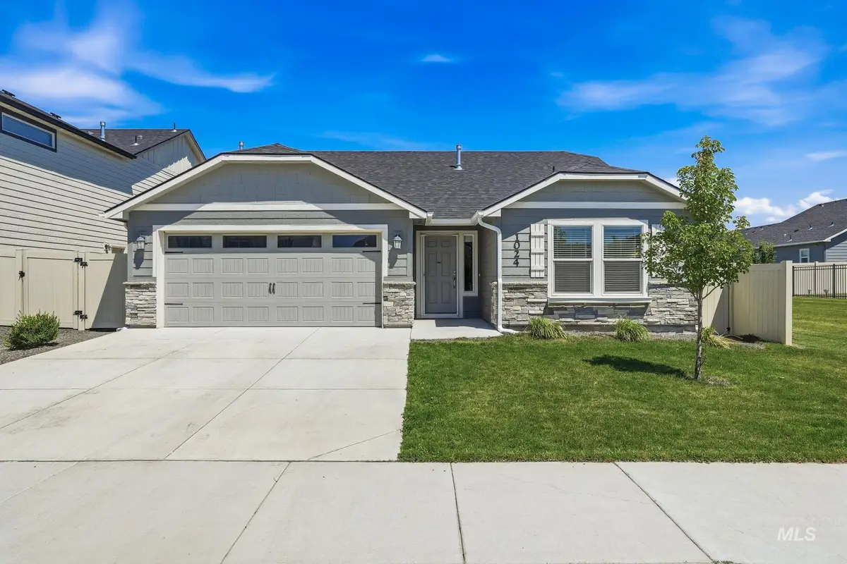 1024 N Ryde Ave, Kuna, ID 83634 - #1