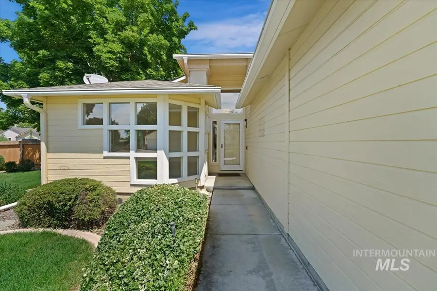 1468 E Bishop Dr., Eagle, ID 83616 - #3