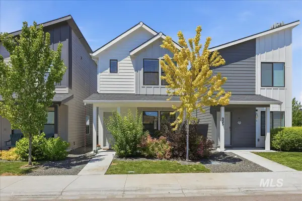 941 S Wavetrain, Boise, ID 83709