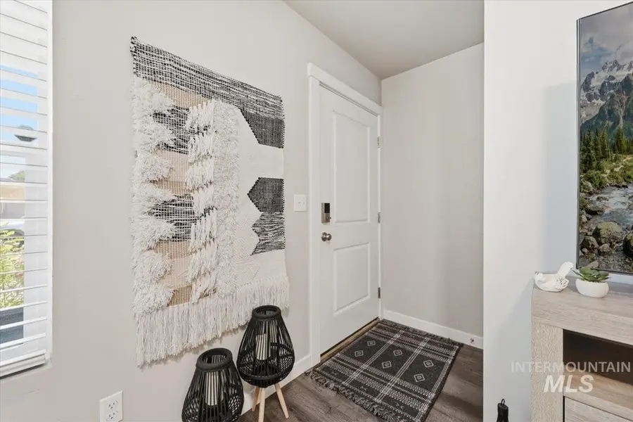 941 S Wavetrain, Boise, ID 83709 - #3