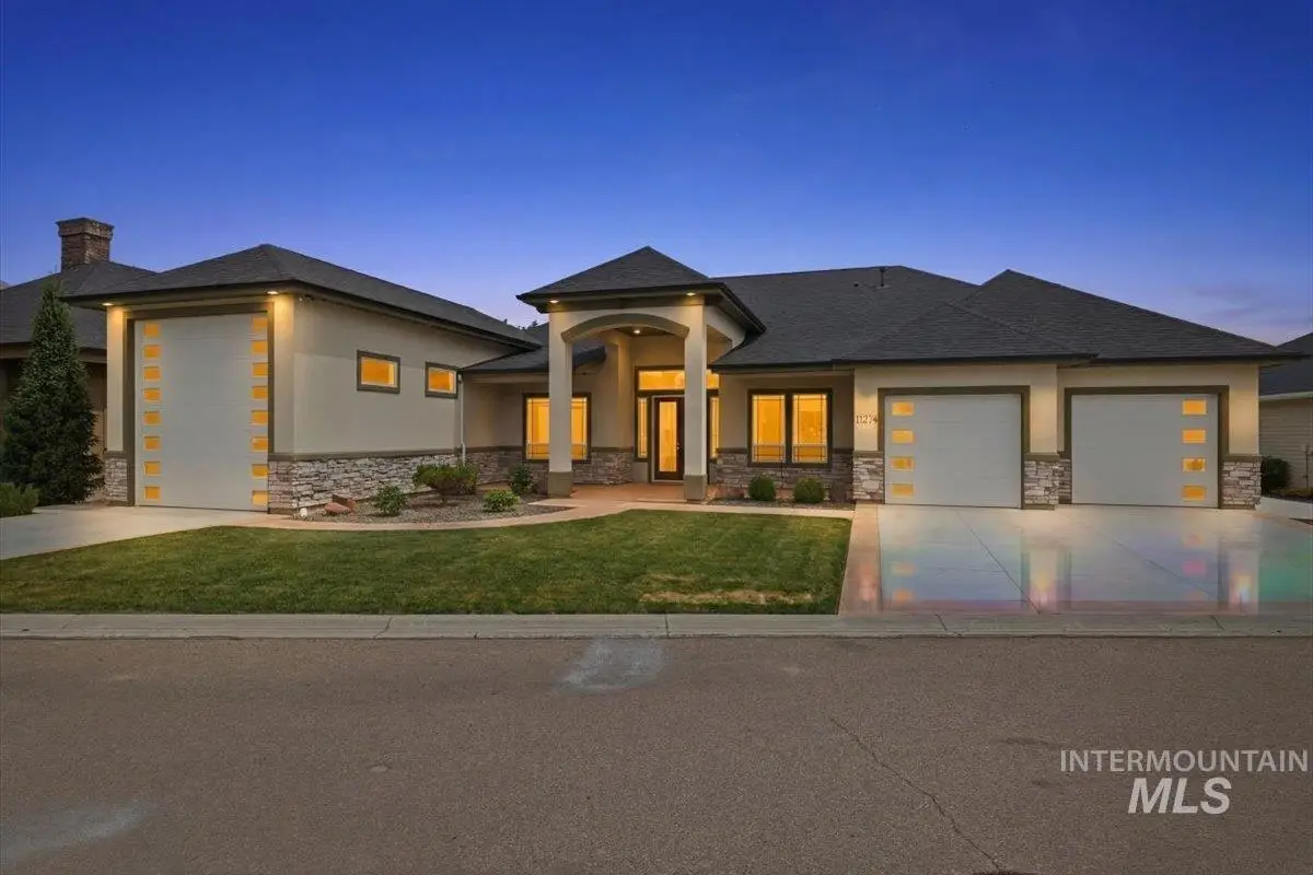 11274 W Royal Ridge Ct, Nampa, ID 83686 - #1
