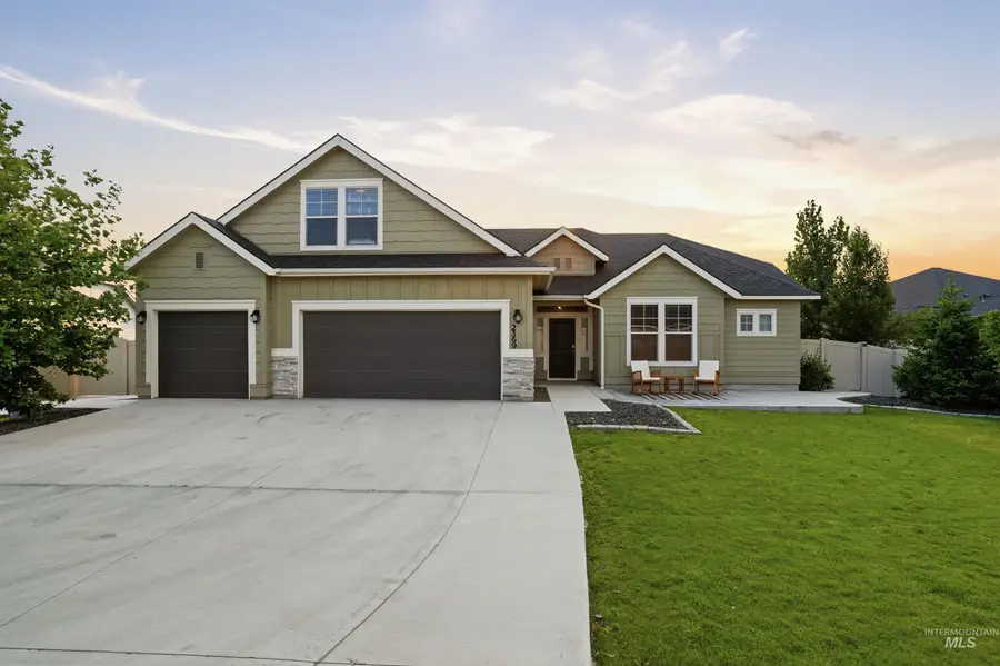 2369 N Meadowhills Ave, Star, ID 83669 - #3