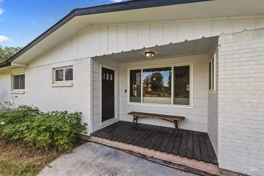 355 E Beacon Light Rd, Eagle, ID 83616 - #3