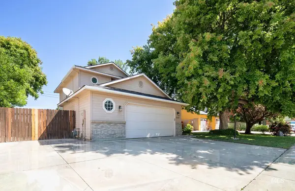 1518 E Ringneck Dr, Meridian, ID 83646