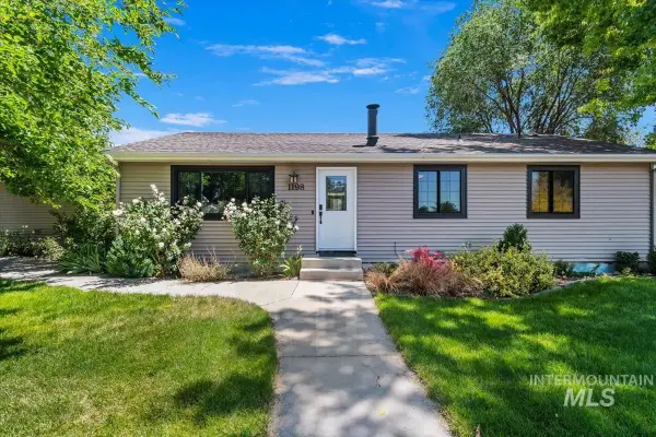 1198 N Pyrite Ave, Kuna, ID 83634