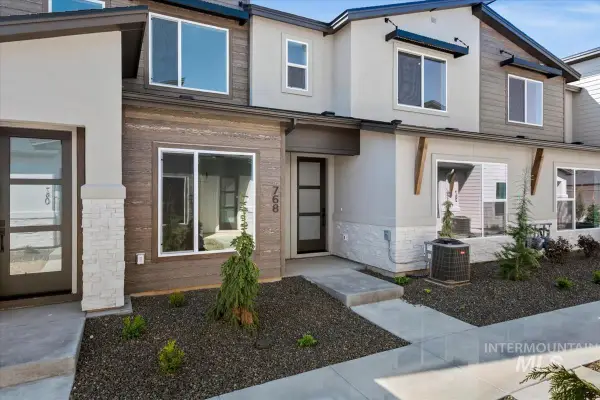 768 S Calhoun Ln., Star, ID 83669