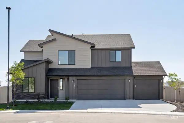 2421 W Baelish Ct, Kuna, ID 83634