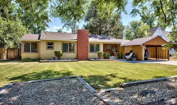 2925 W Parke Circle Dr, Boise, ID 83705