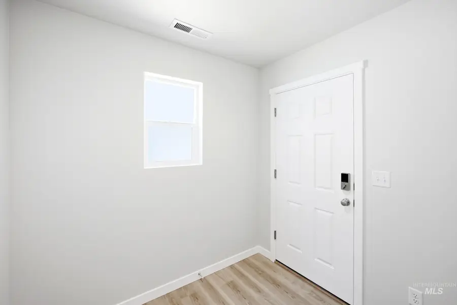 2399 W Fallon Lp, Nampa, ID 83651 - #2