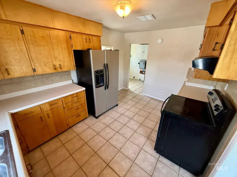 1225 Mccarroll St, Clarkston, WA 99403 - #3