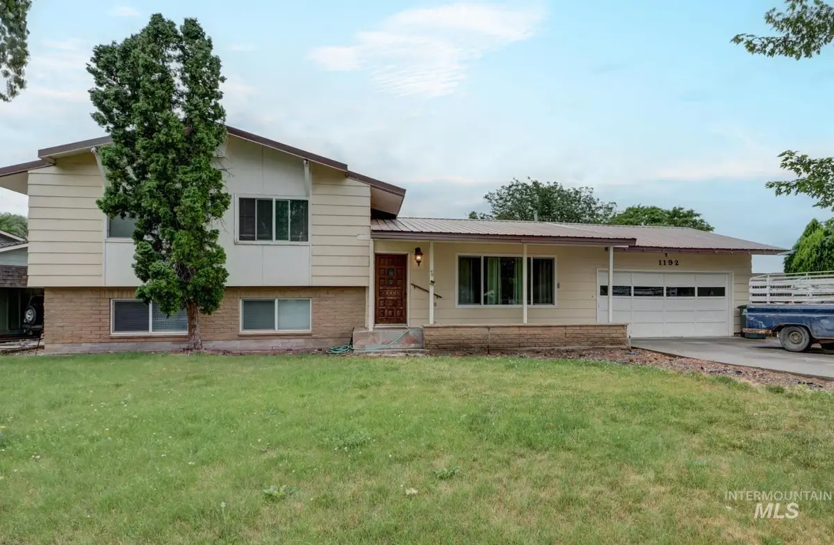 1192 SW 12th Ave, Ontario, OR 97914 - #1